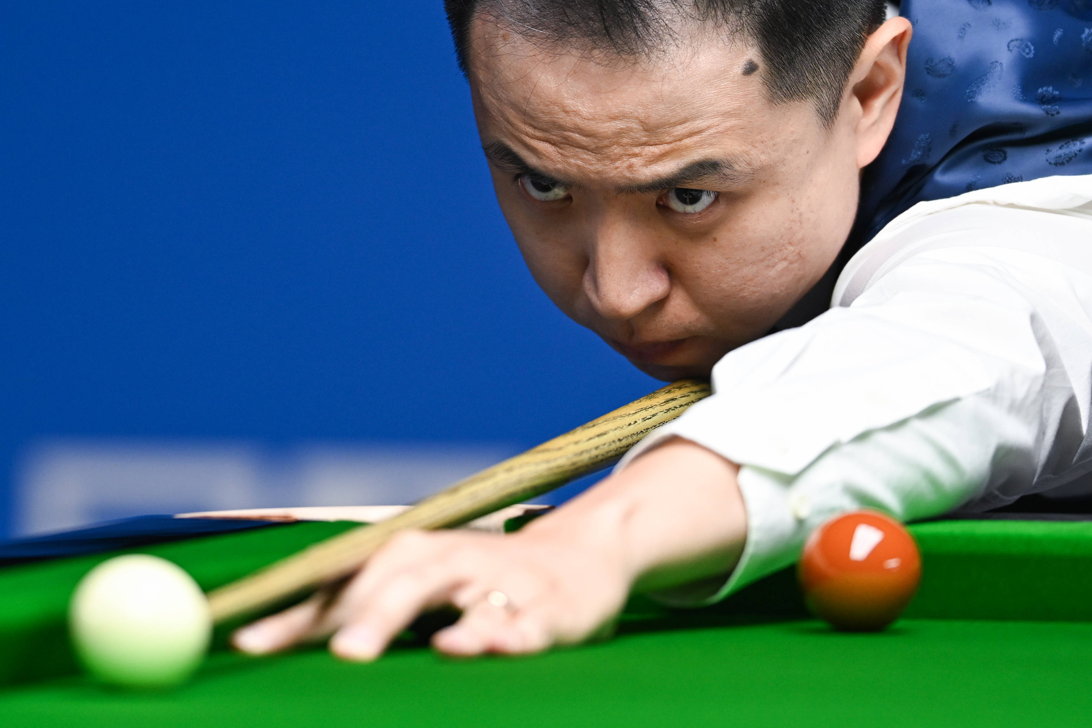 员身体的压 员身体的压