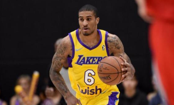 泰山队的历 泰山队的历