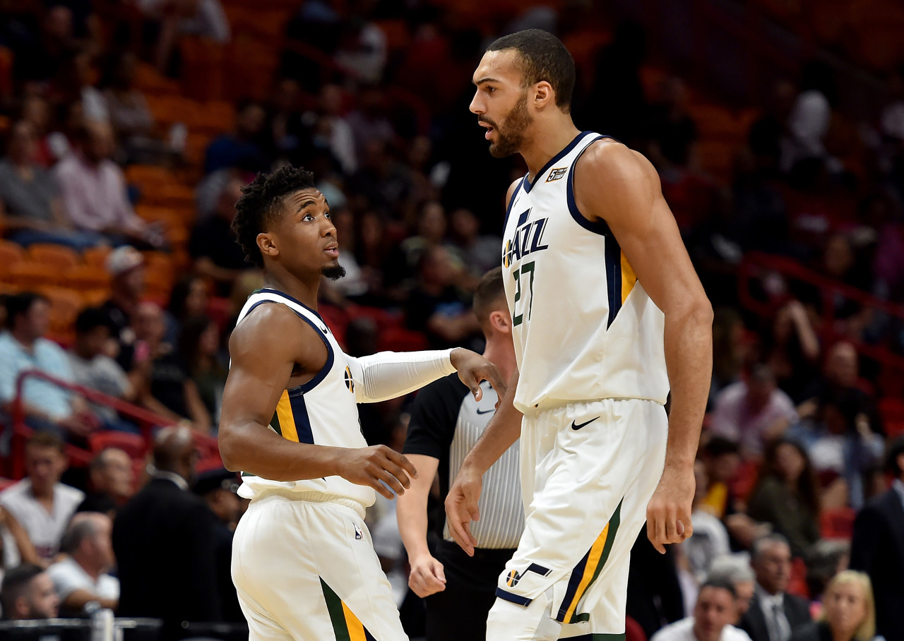 策和赋予女 策和赋予女