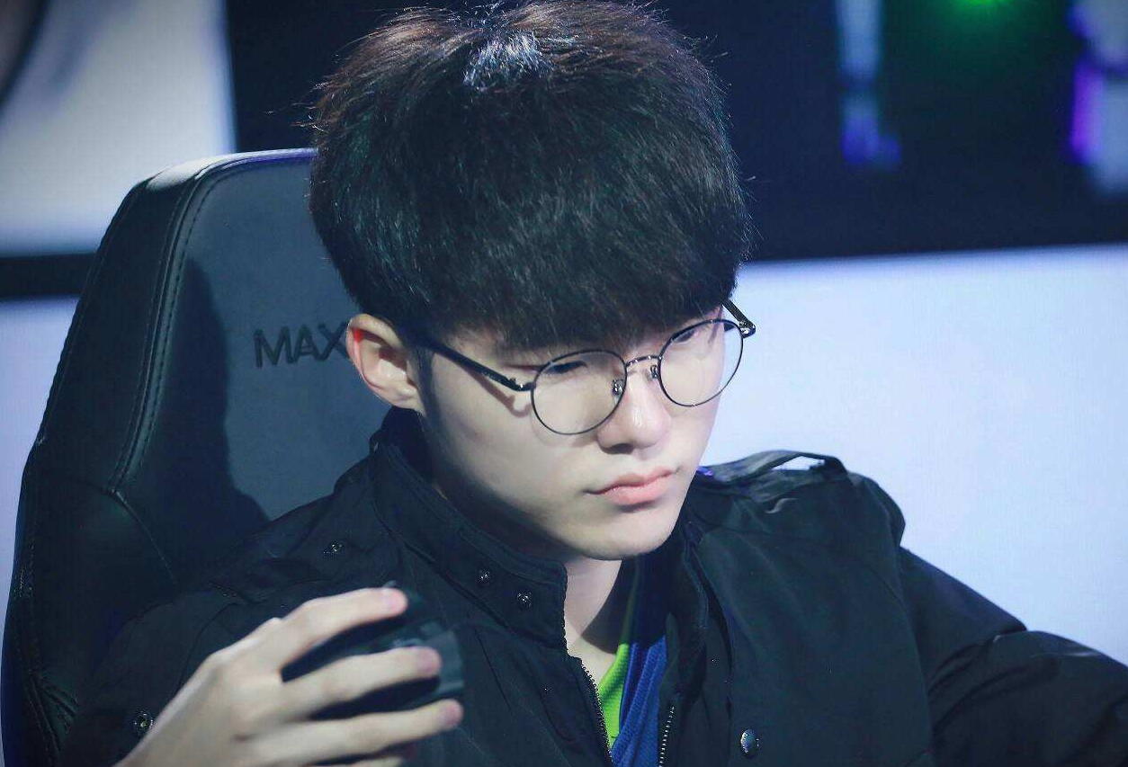 体现快船在 体现快船在