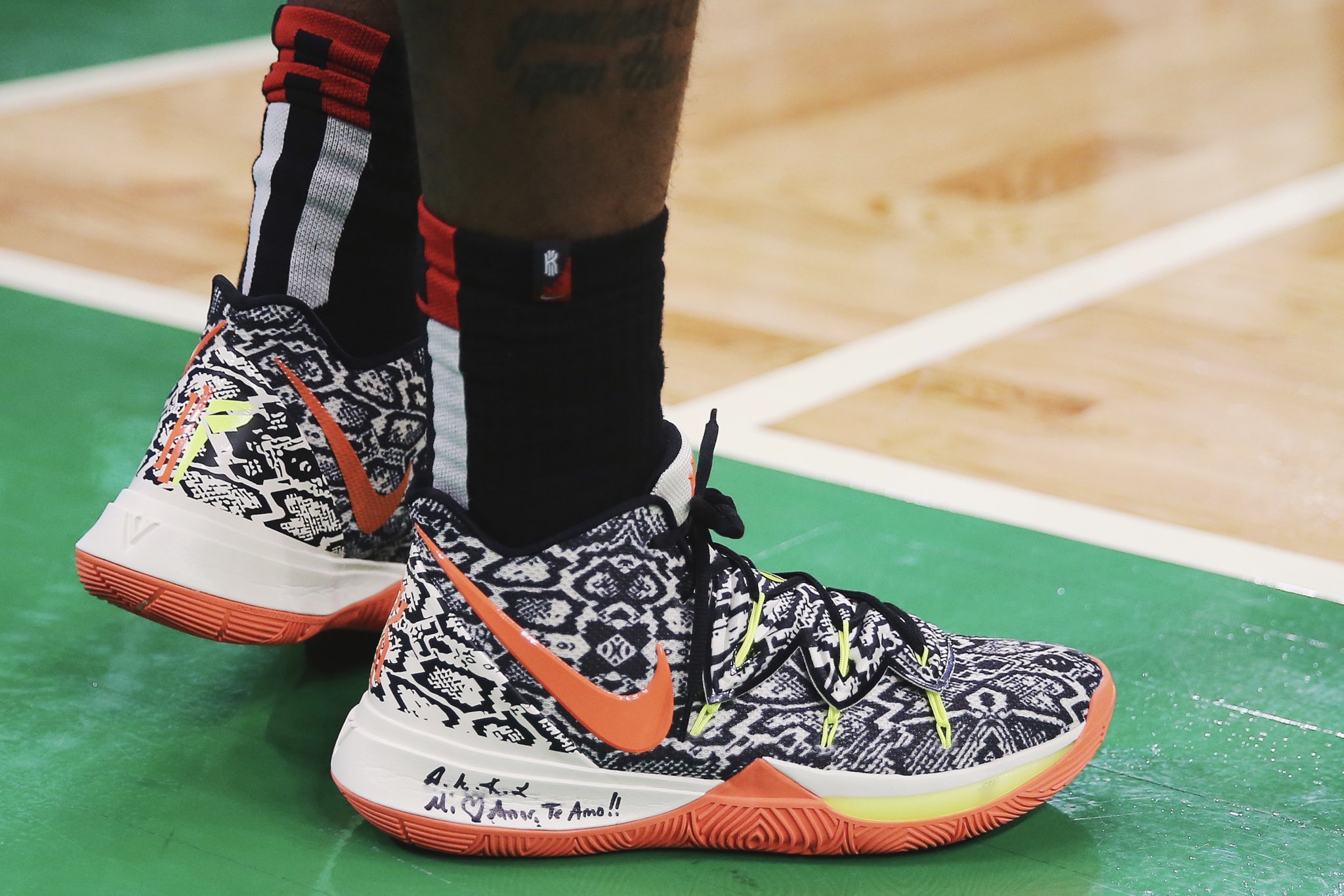 你在SB持 你在SB持