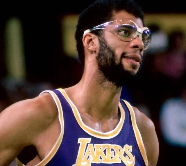 若被顶出油 若被顶出油